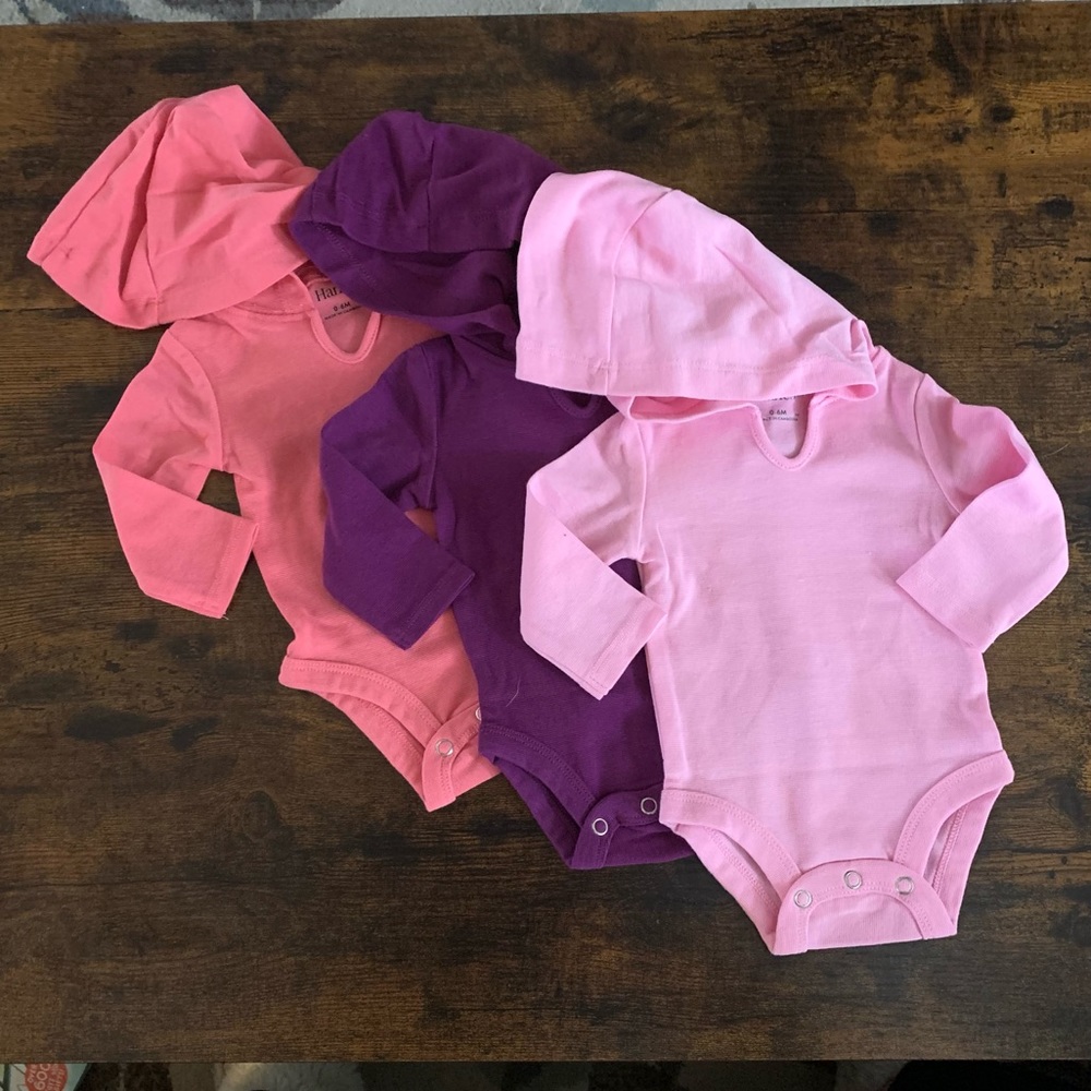 New Infant hooded long sleeve onesies - 0-6m